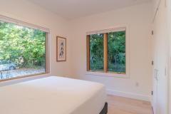 4060-N-Hinkle-Road-Bloomington-large-025-035-DSC3576-1499x1000-72dpi
