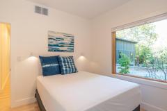 4060-N-Hinkle-Road-Bloomington-large-026-039-DSC3577-1499x1000-72dpi