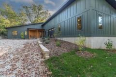 4060-N-Hinkle-Road-Bloomington-large-038-049-DSC3606Edit-1499x1000-72dpi